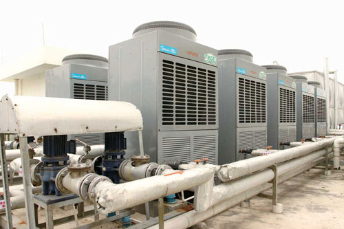 美的空氣能熱水器清洗保養(yǎng)方案和幾點細節(jié)保養(yǎng) 讓你擺脫困境