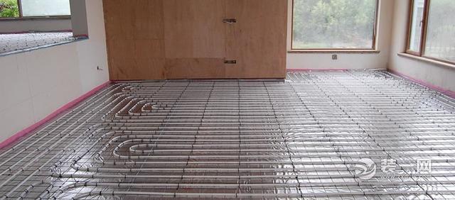 空調(diào)、地暖還是暖氣片?家庭冬天取暖哪種方式好?